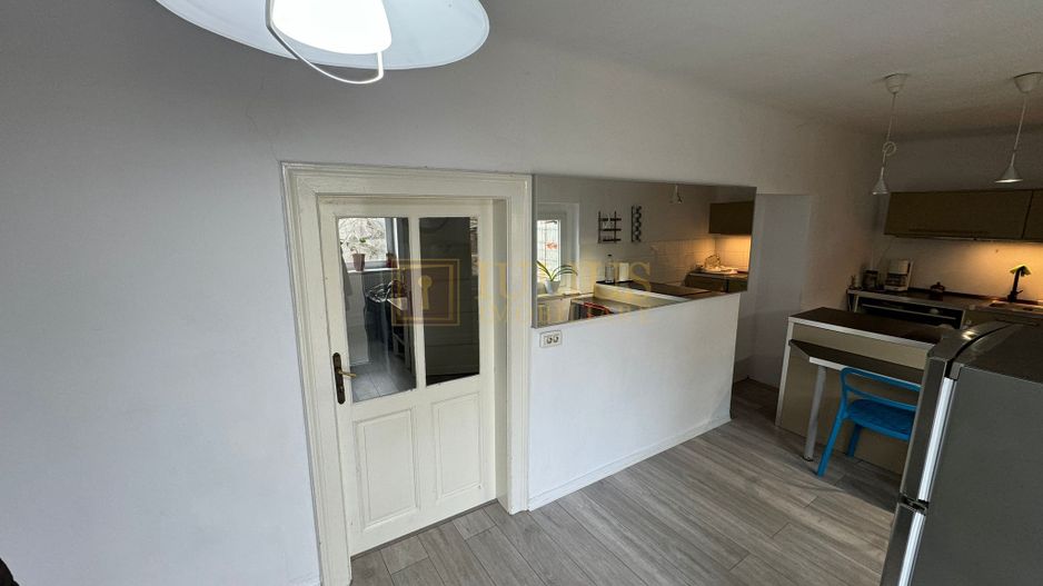 Zona Balcescu-Casa Individuala cu curte proprie - Poză 9