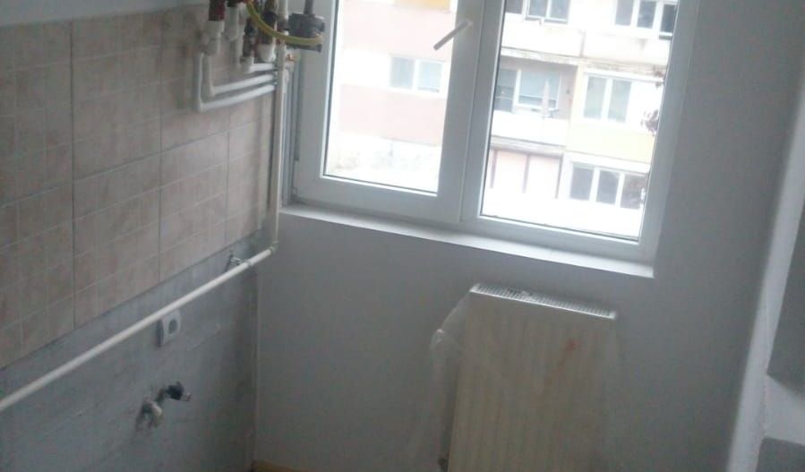 ageuropa.ro vinde ap 3 cam 49mp cu BALCON la etajul 3 în Micro 15. - Poză 2