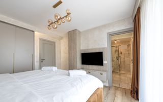 Penthouse superb, 3 camere+parcare subterana ,203 mp-Coresi - Poză 3