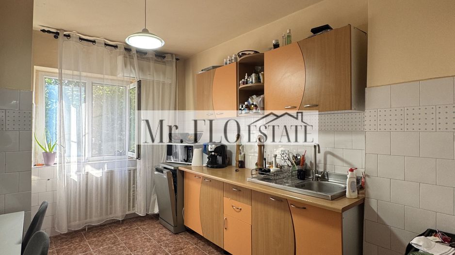 Apartament cu 4 camere, 3 balcoane si boxa proprie pe Calea Aradului - Poză 10