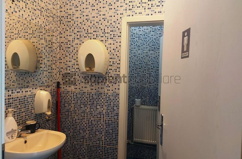 Spatiu comercial ultracentral ideal pentru birouri - Poză 21