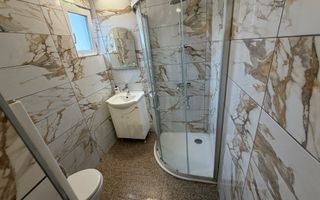Ocazie! Pret redus! Apartament 2 camere, 80 mp, zona ultracentrală. - Poză 8