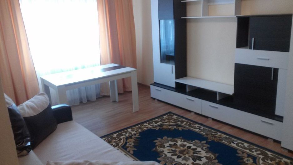 Apartament 3 camere, 68 mp utili, 2 bai, balcon, Cetate, Alba Iulia - Poză 1