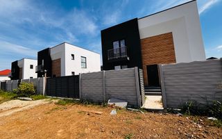 Casă premium de vânzare în zona Miorița - Poză 2