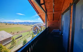 Casa / pensiune investitie sat Pestera, Moieciu, Bran - Poză 15