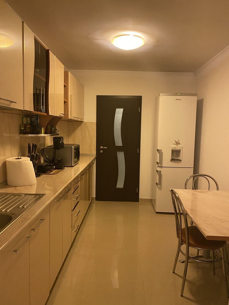 Apartament 3 camere zona Trocadero Constanta - Poză 6
