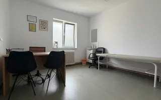 100mp utili; 5 încăperi, pentru activități medicale. - Poză 15