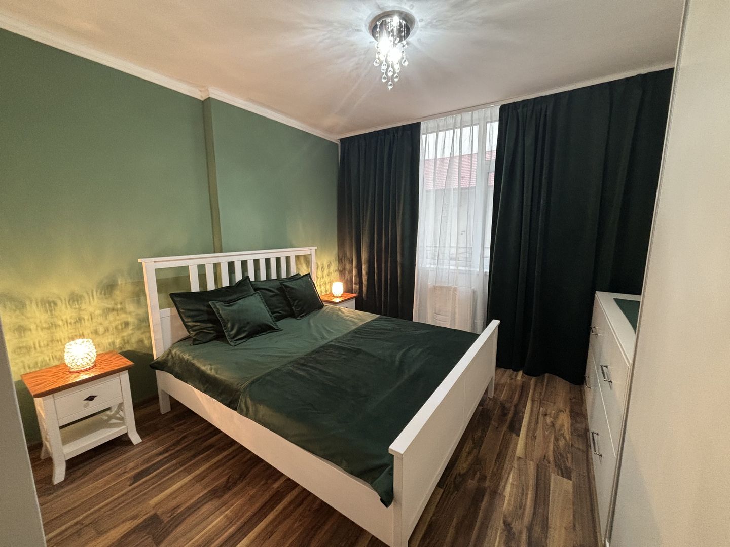 Mobilat si utilat cu loc de parcare subteran la City of Mara - Poză 3