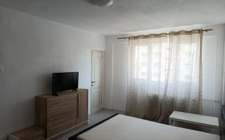 Garsoniera langa metrou 1 Decembrie, renovata, pret negociabil, etaj 4 din 9 - Poză 4