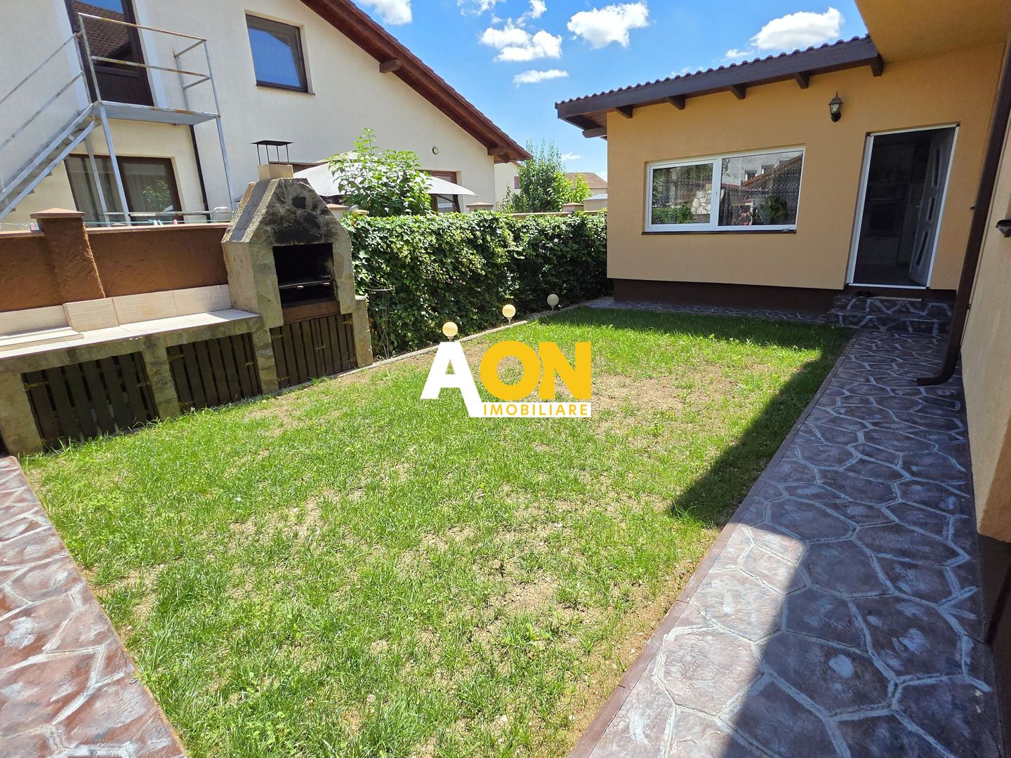 1/2 Duplex, 5 camere, mobilat, utilat, 265 mp teren,  Ampoi 3 - Poză 2