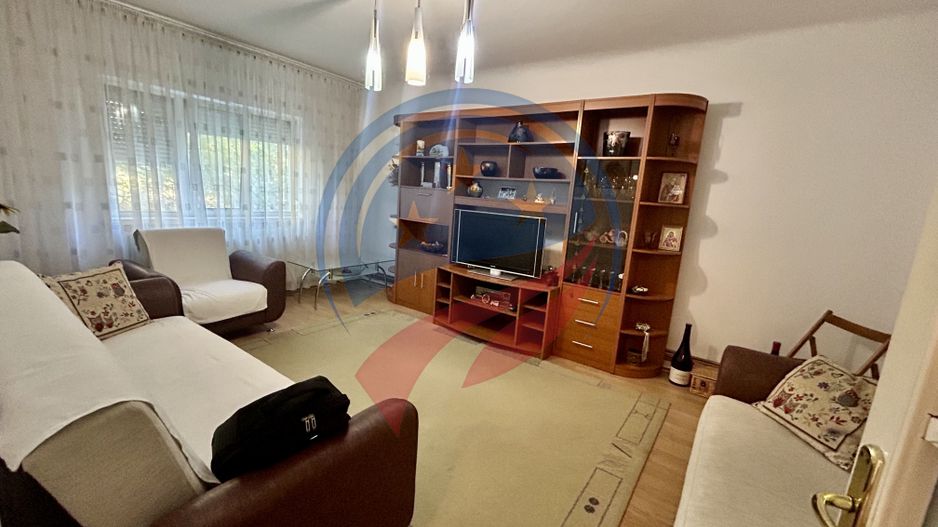Apartament cu 4 camere de închiriat – spațios, confortabil, etaj 2 - Poză 2