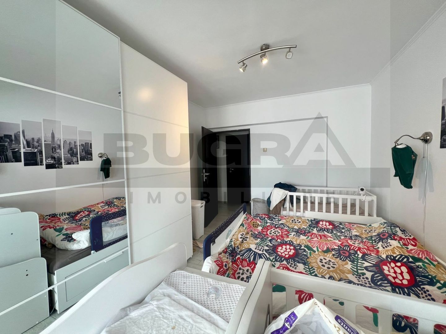 Apartament de 3 camere, 64mp, decomandat, zona strazii Aurel Vlaicu - Poză 3