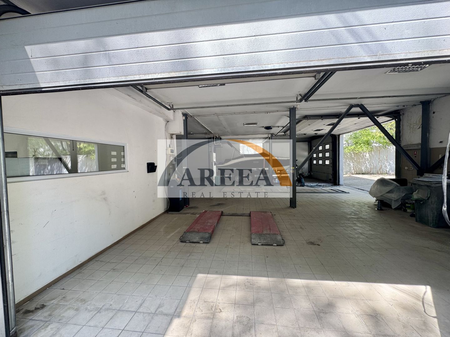 OPORTUNITATE BUSINESS - de inchiriat showroom si hale - Sos Giurgiului - Poză 21