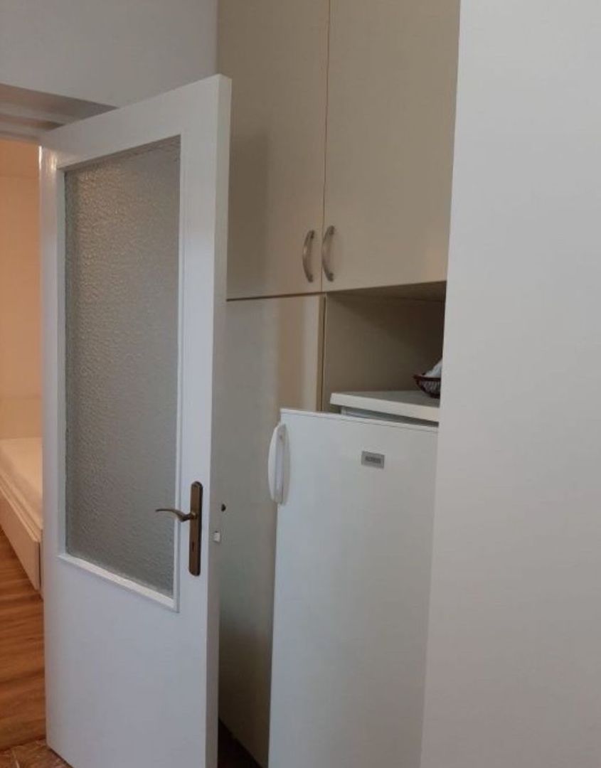 GARSONIERA BANU MANTA, BOILER, BUCATARIE INCHISA, METROU 5 MINUTE - Poză 7