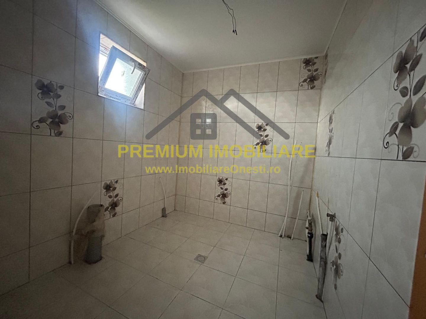 Casă de vânzare la 15 minute de Onești – teren 1000 mp - Poză 11