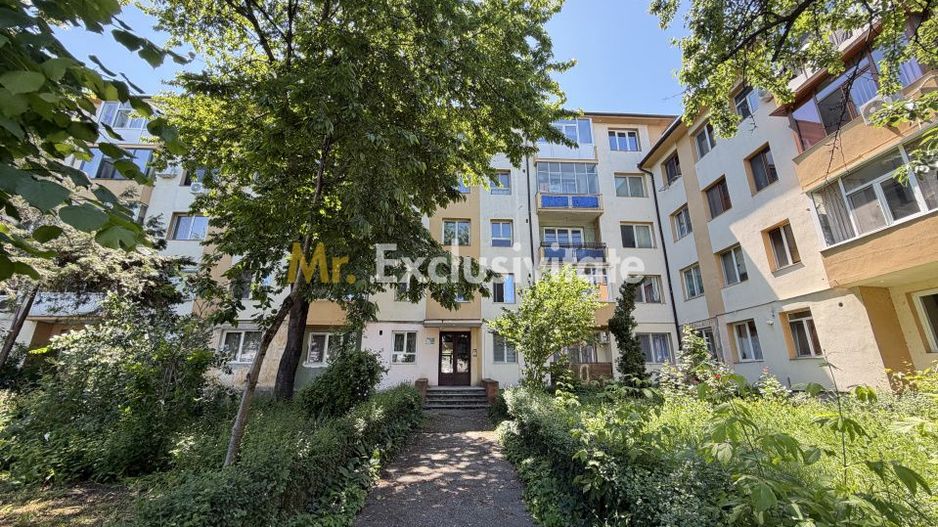 Apartament 2 camere semidecomandat mobilat zona Fratii Golesti - Gara - Poză 11