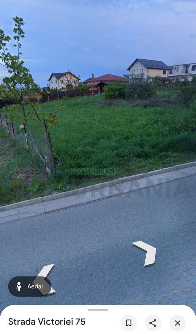 Teren intravilan - Poză 1