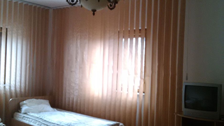 Casa 6 camere - cazare 15 persoane, Nord - Poză 2