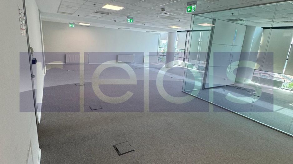 SPAȚIU BIROURI DE ÎNCHIRIAT IN ZONA PREMIUM + PARCARE + ROOFTOP - Poză 11