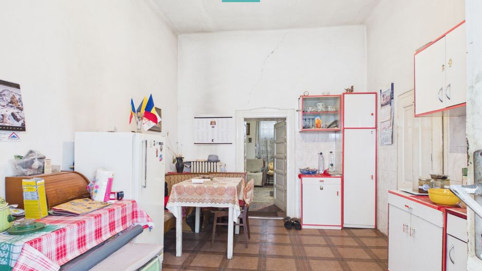 Casa 3 camere Cantemir - Poză 1