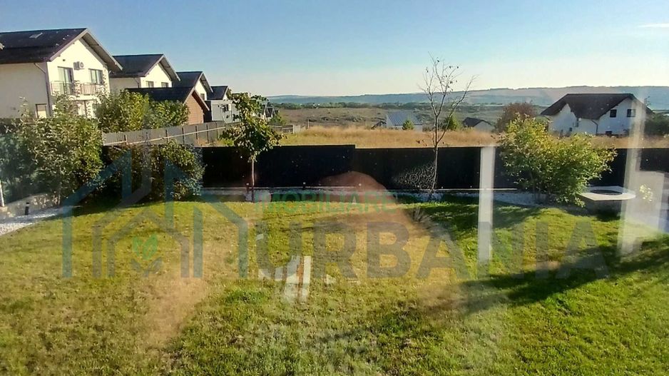 Vând casa plan parter 142mp utili Breazu - Poză 7