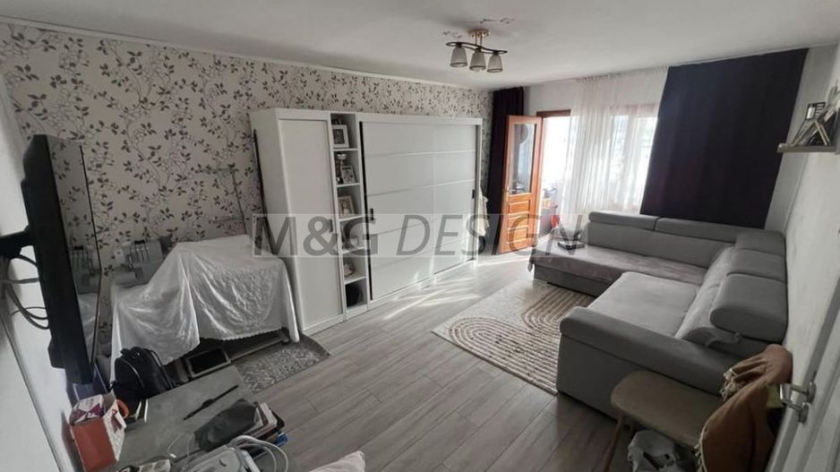 Apartament 3 camere zona Soarelui - Poză 1