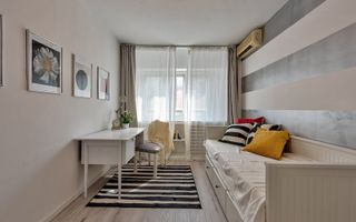 Apartament superb de 3 camere zona Universitate - Poză 7