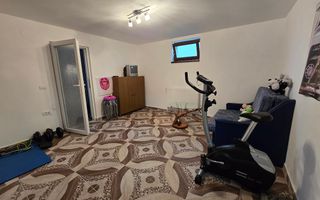 Casa 5 Camere Zona Schit, 520mp Teren, cu Garaj - Poză 5