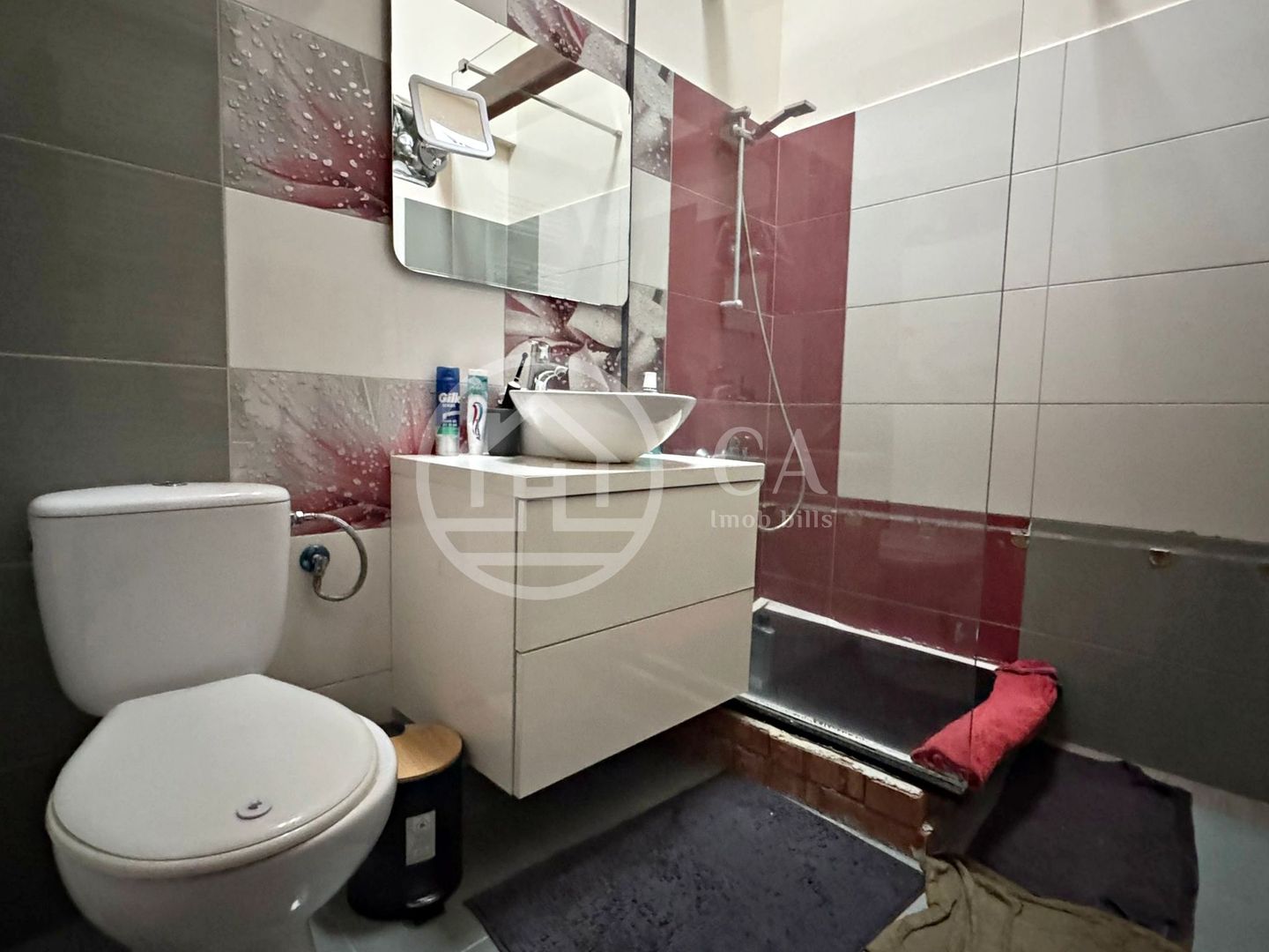 Apartament de vânzare cu 3 camere în zona Nufârul, Oradea - Poză 10