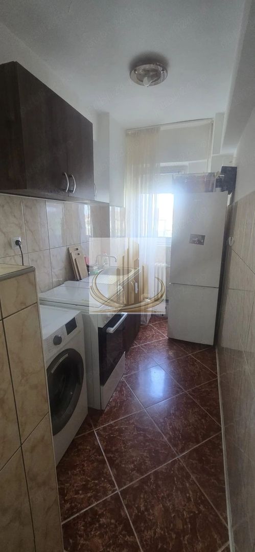 Ap Decomandat cu 1 Cameră | 38 mp | Etaj Intermediar | Soarelui - Poză 3