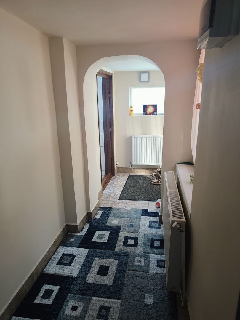 Casa singur in curte zona Astra - Poză 23