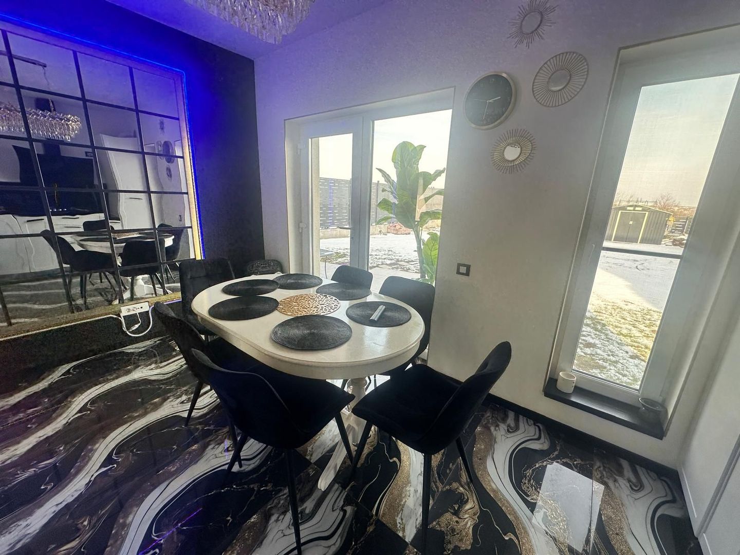 CASA INDIVIDUALA MOBILATA, TOATE UTILITATIE, CURTE 400 MP, COMISION 0% - Poză 14