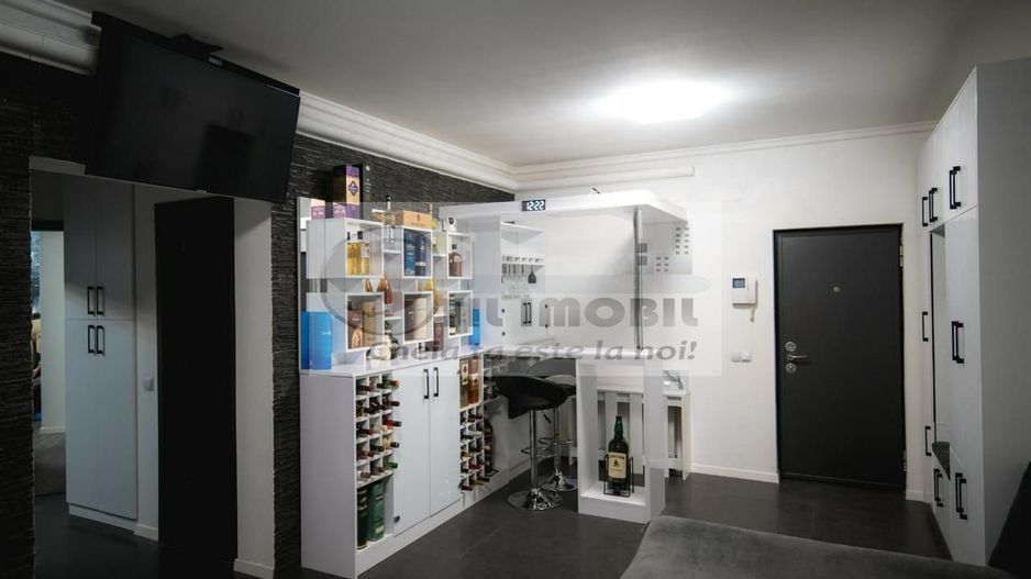 Apartament 3 camere de lux în Copou – Mobilat complet Pret 235,000 € - Poză 1