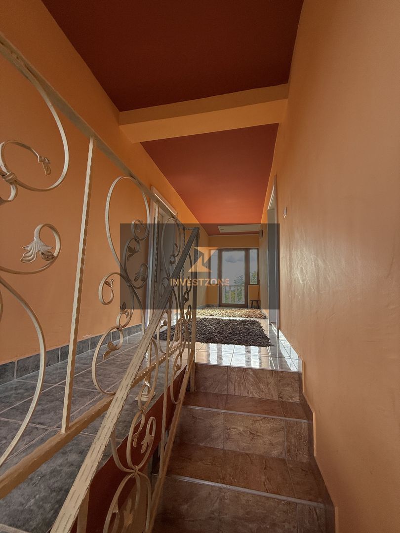 Casă cu teren central în Miersig 20 km de Oradea - Poză 18