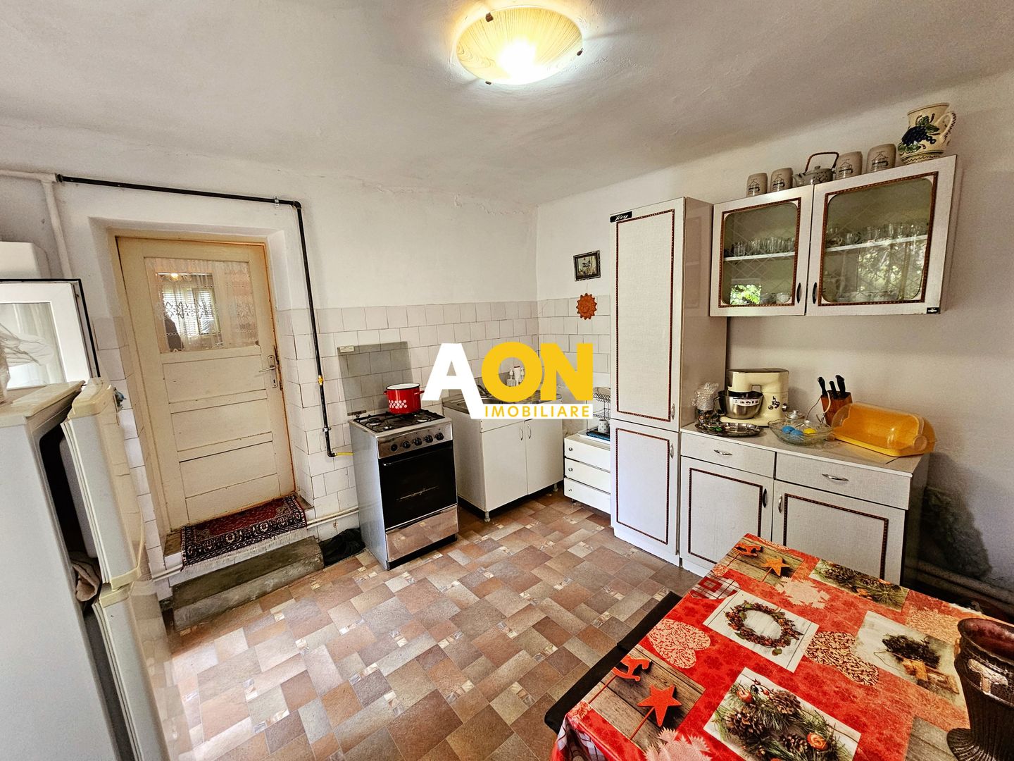 Casa 3 camere, bucatarie, baie, 183 mp teren - Poză 12