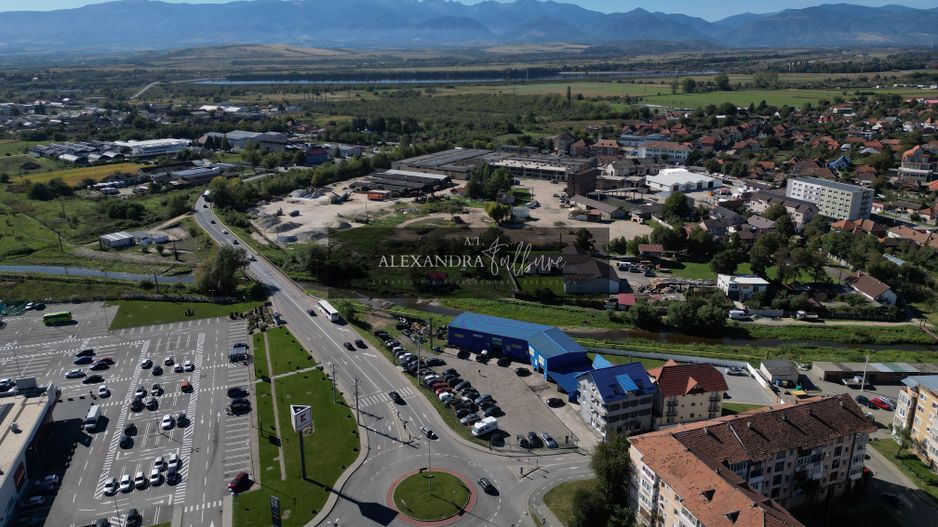 Oportunitate strategică de dezvoltare în Hațeg 3.079 mp - Poză 13