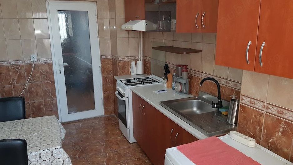Apartament cu 3 camere ultracentral - Universitate - Poză 3