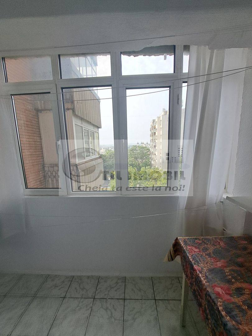 Apartament 3 Camere UMF - 450 euro - Poză 10