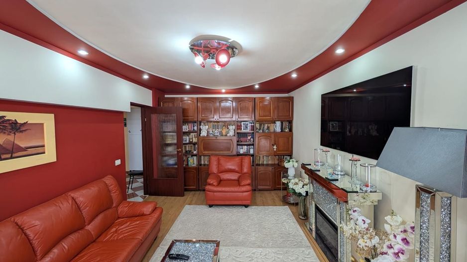 De Vânzare Apartament 4 Camere, Decomandat, 2 Băi, Șoseaua Alexandriei - Poză 2