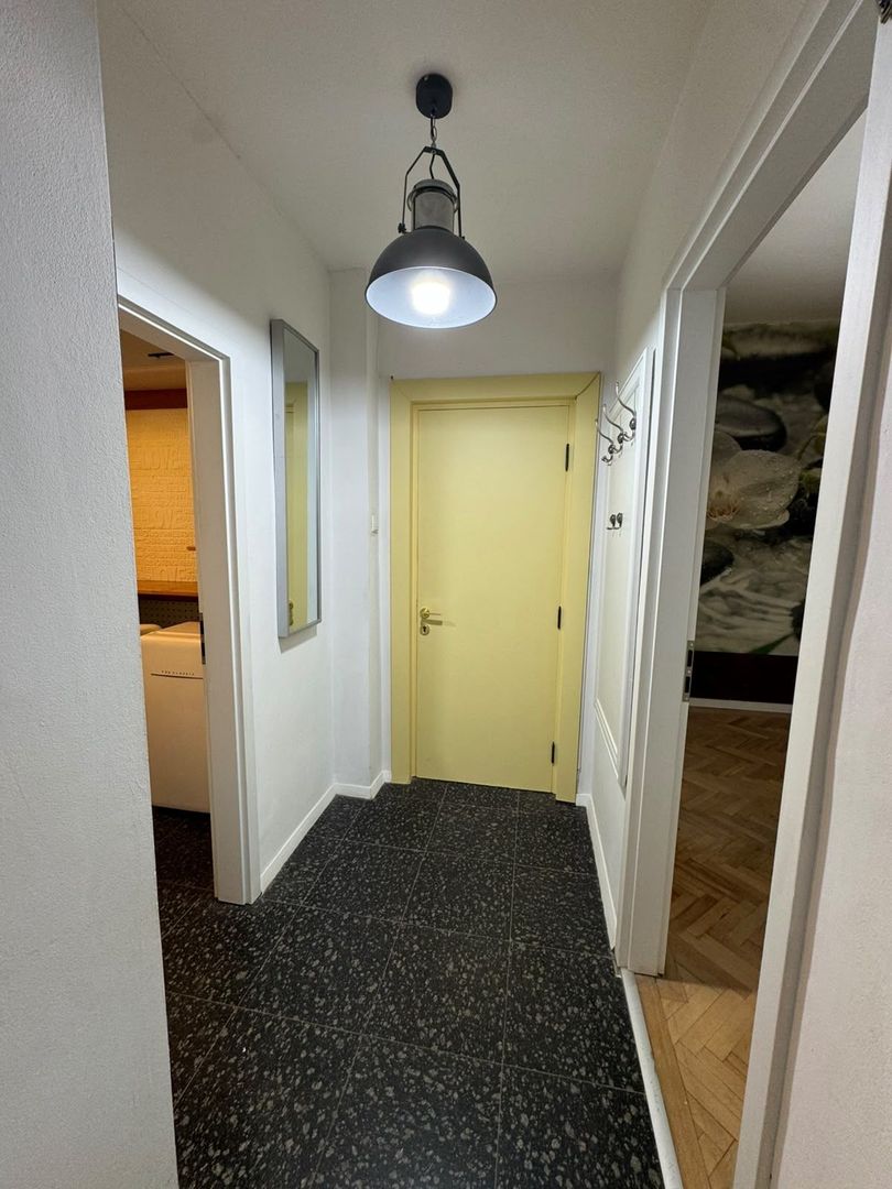 Apartament Victoriei, 79 mp, Parter - Potrivit Locuință sau Spațiu Comercial v19 - Poză 11