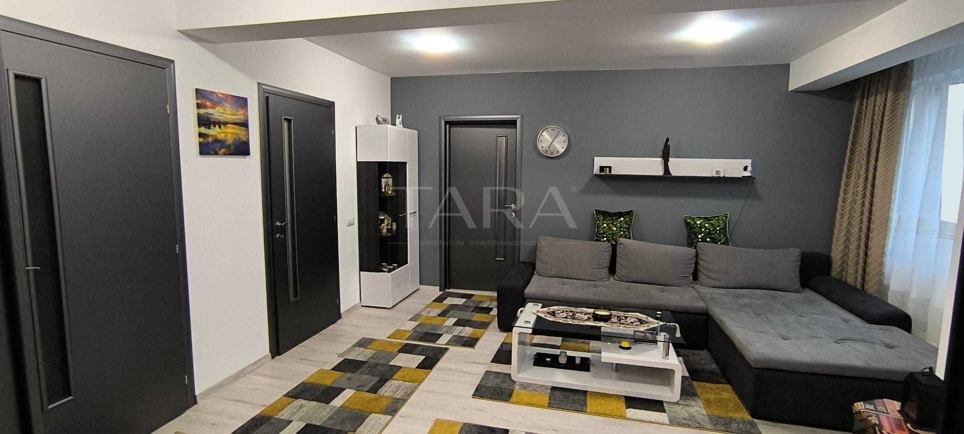Apartament cu 3 camere, etaj 1, parcare inclusă, acces privat. - Poză 2