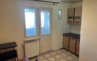 De închiriat apartament 2 camere, decomandat, situat la etajul 2. - Poză 9