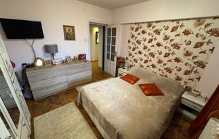 Decomandat si spatios