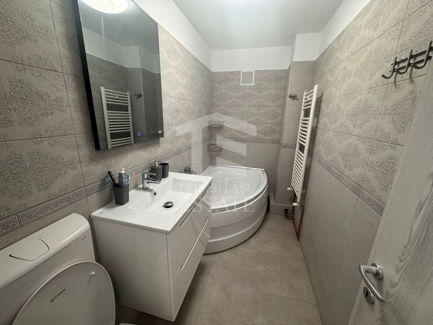 Sebastian 3 Camere Centrala Parcare 2 bai 3/8 - Poză 11