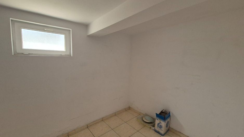 Inchiriere vila 5 dormitoare S+P+E+M | 300 mp utili Erou Iancu Nicolae - Poză 33