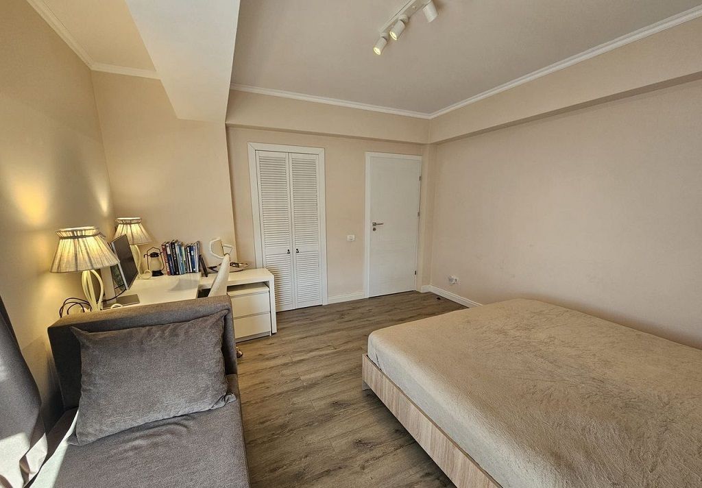 Casa 4 camere | Parcul Mogosoaia | Drum privat cu bariera | P+1+Pod | Semineu - Poză 12