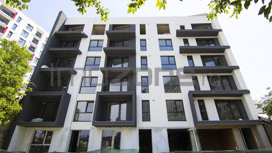 Plaza Mall, 2 camere, decomandat, 60 mp, etaj 2, mobilat, parcare subsol, boxa - Poză 21