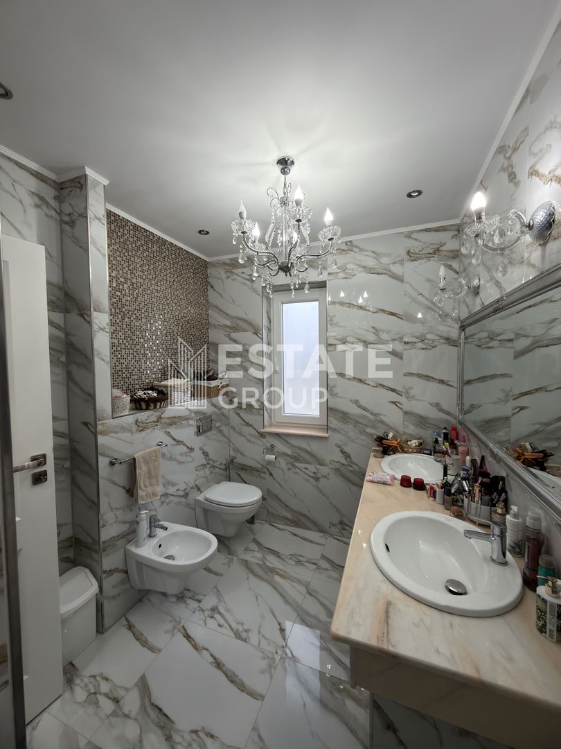 Casa individuala cu 5 camere in Dumbravita - Poză 18