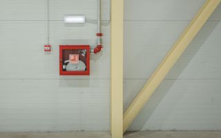 Hala industrială 2.000 mp • Depozitare / Producție • Rampe încărcare • Otopeni - Poză 6