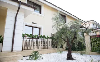 Casa spectaculoasa de inchiriat cu pisicina exterioara, zona Borhanci - Poză 38